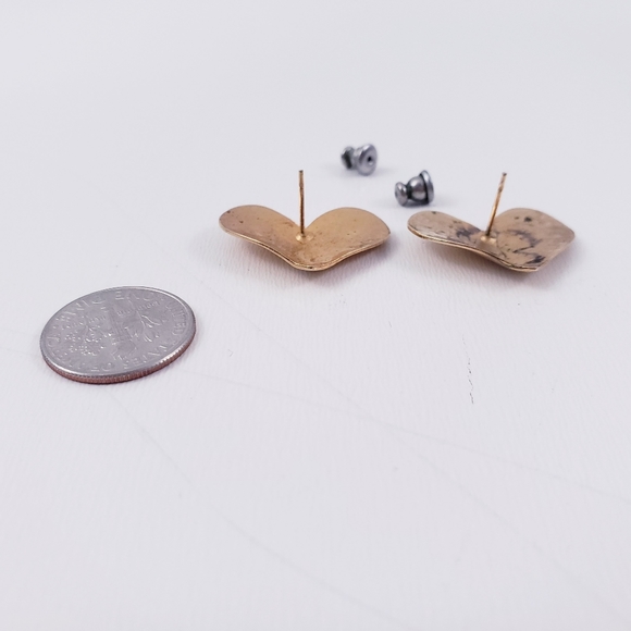 1990s Large Post Heart Earrings - Fashion Jewelry - NOT GENUINE GOLD - Picture 3 of 3